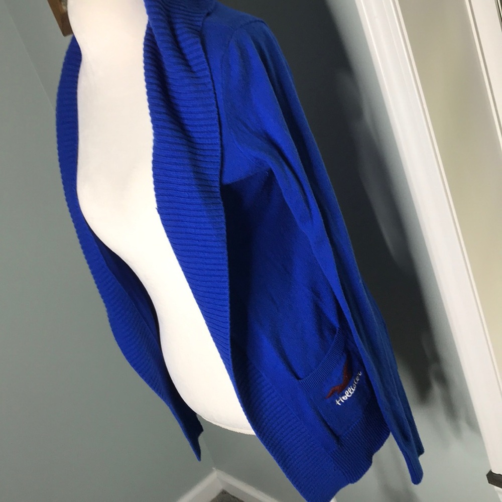 Hollister Cardigan